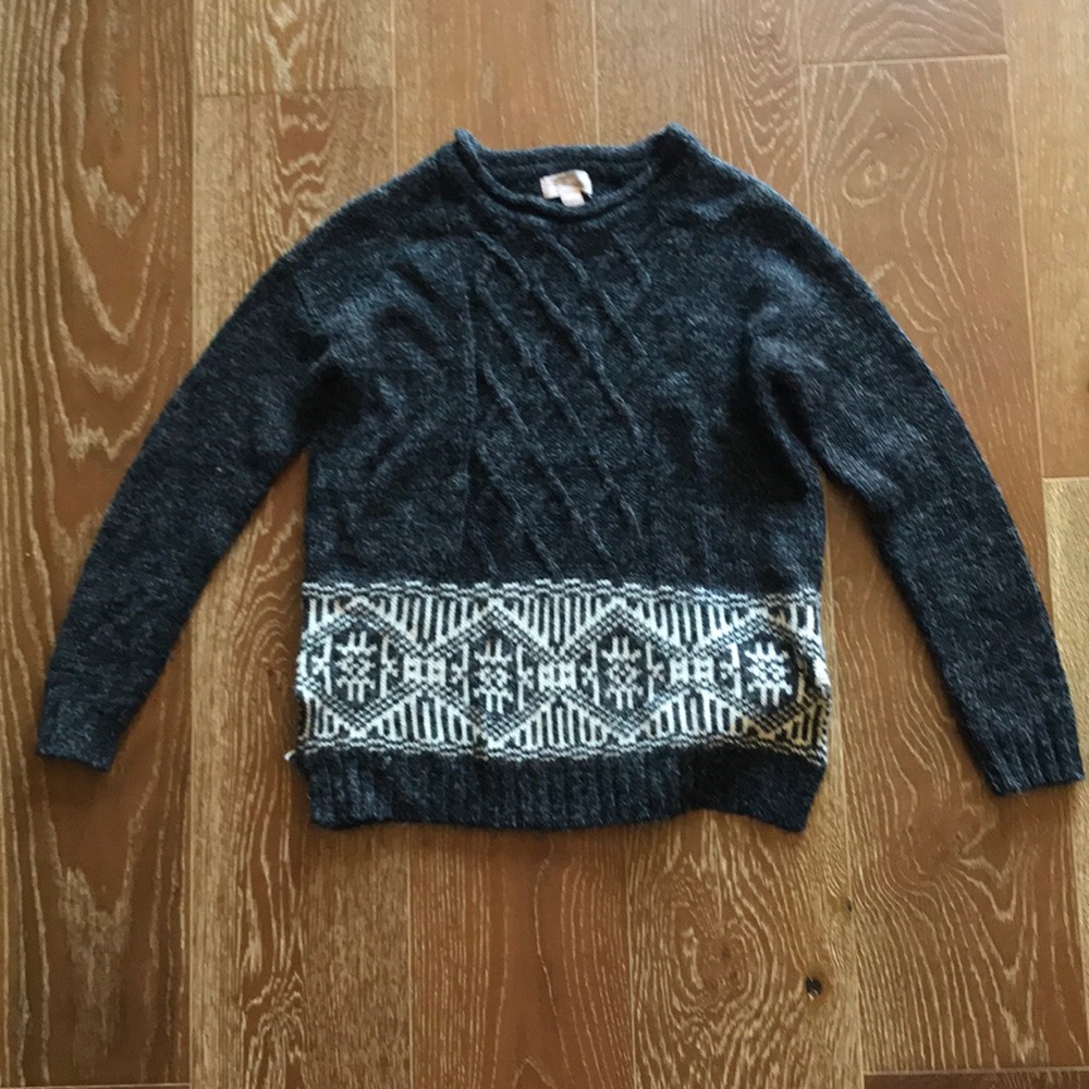 Crew neck sweater